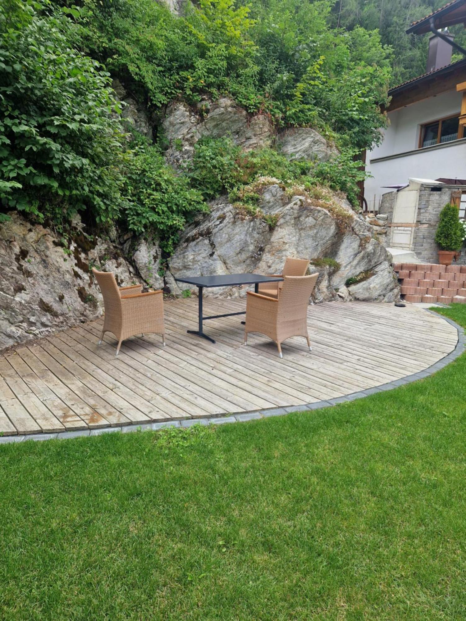 Apart Schlatter Prutz Extérieur photo